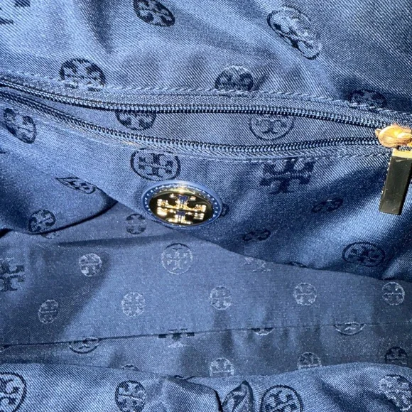 Tory Burch Dark Blue Tote Bag - Picture 8 of 9